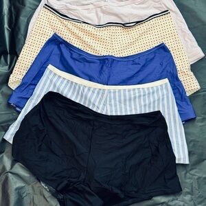 💕 SOMA 💕 LOT of 4 NWOT Vanishing Edge Boy Shorts SZ XL